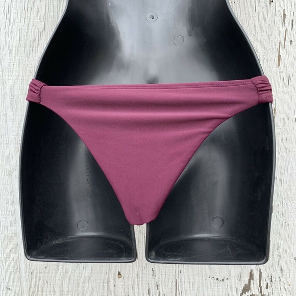 La Maree Burgundy Knot Sided Bikini Bottom Small - Picture 2 of 5